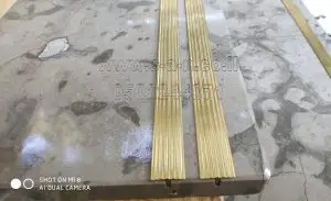 פסי מתכת דקורטיביים למדרגות