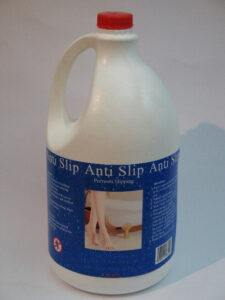 מיכל למניעת החלקה